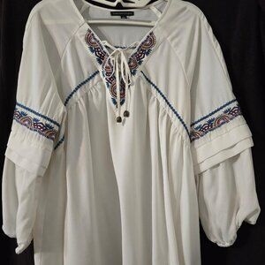 XL Signature Studio Embroidered Peasant Boho 3/4 Sleeves White Top Blouse Womens